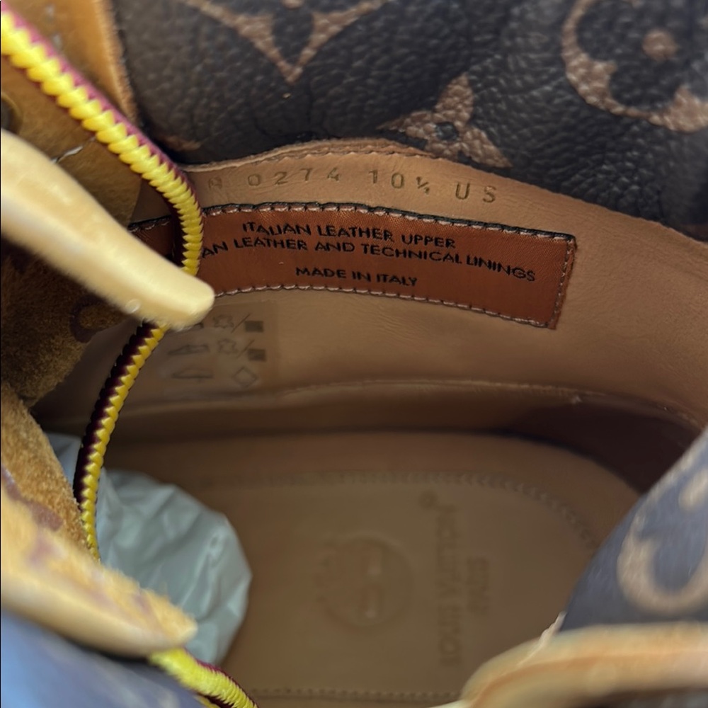Louis Vuitton x Timberland Tan and Brown Men’s Boots (Limited Edition) - Picture 8 of 11